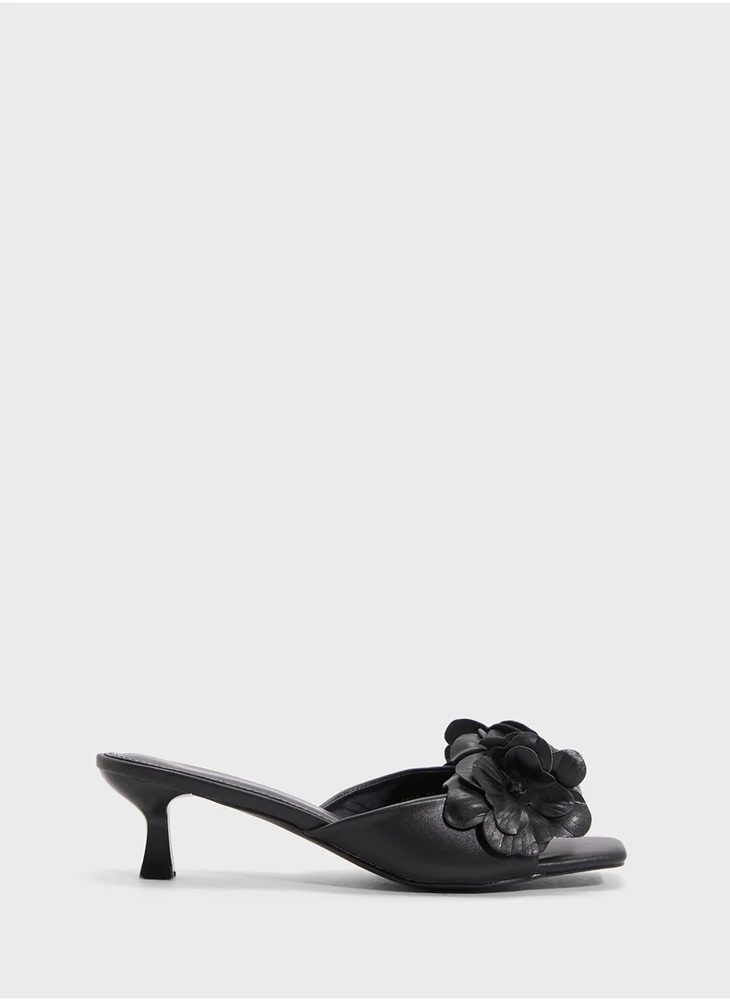 Ginger Heeled Sandal With Floral Detail