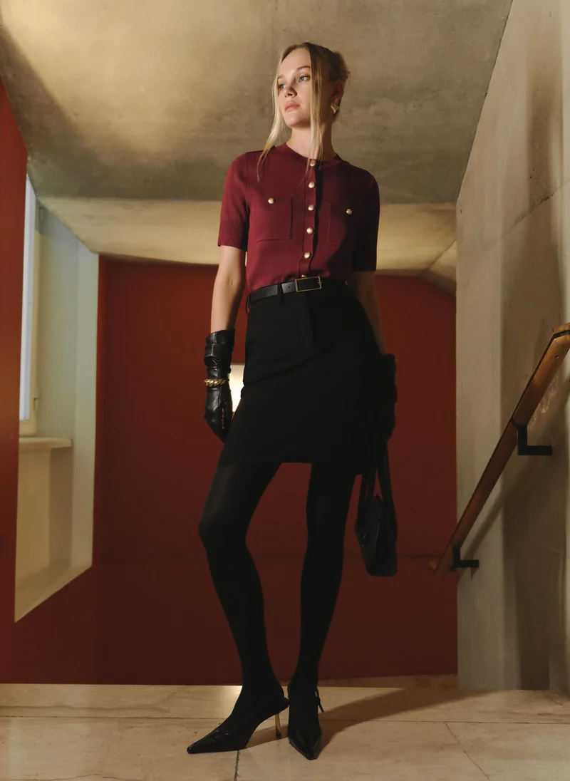 Lichi Short-sleeved knitted cardigan with golden fittings