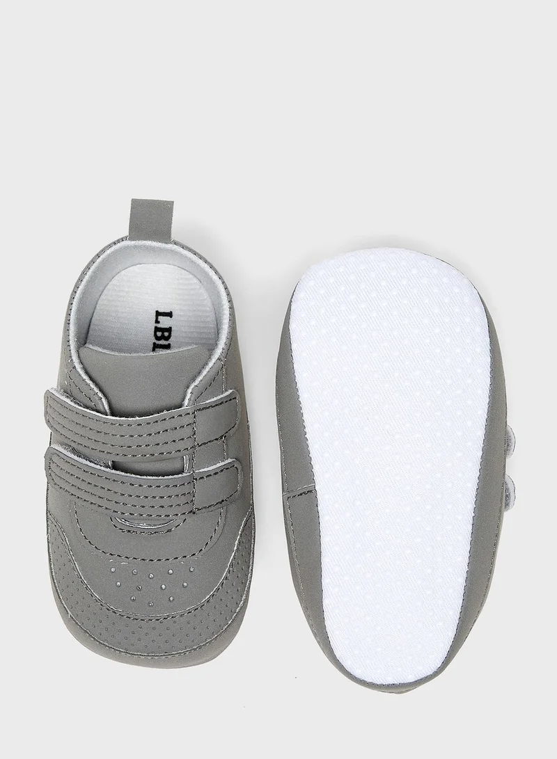 LBL by Shoexpress Kids Low Top Slip On Sneakers