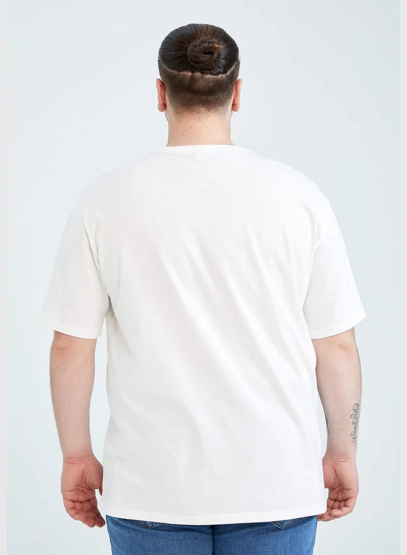 ديفاكتو Regular Fit Short Sleeve Printed T-Shirt
