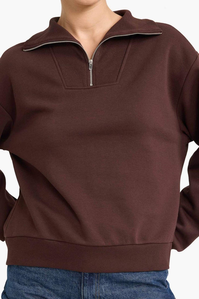 DeFacto Regular Fit Basic Sweatshirt - Image 4