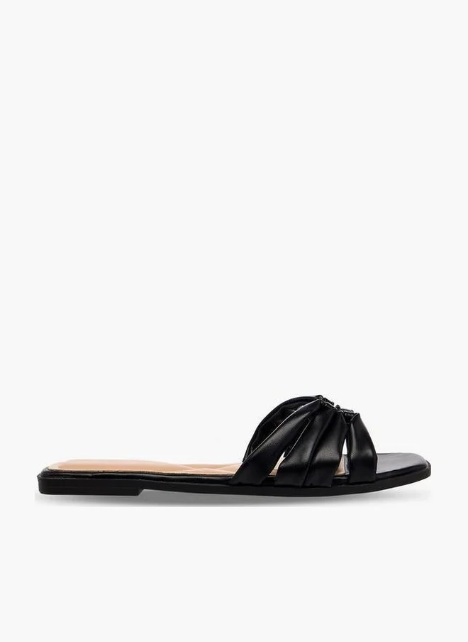 سيليست Women Textured Flat Sandals