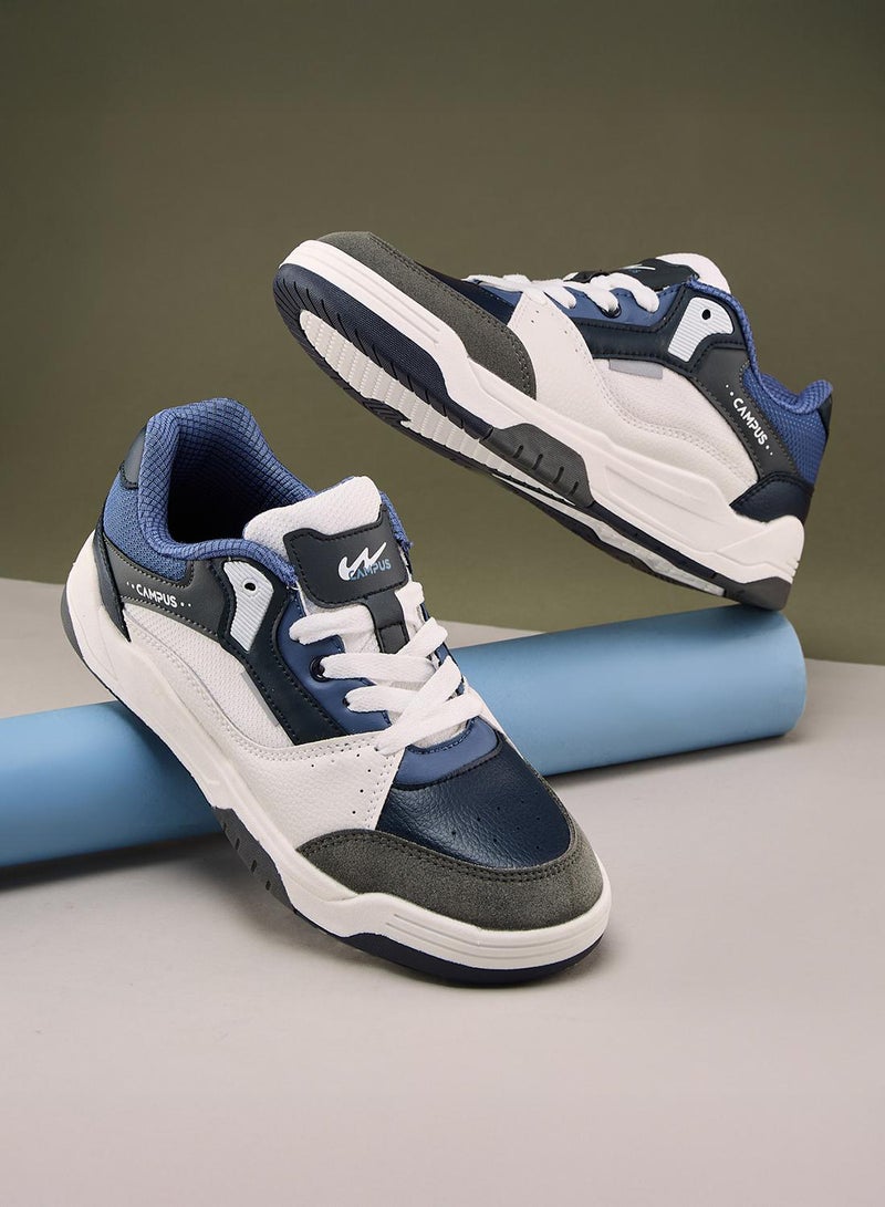 كامبس أحذية رياضية للأطفال قصيرة باللونين الأبيض والأسود - Image 1