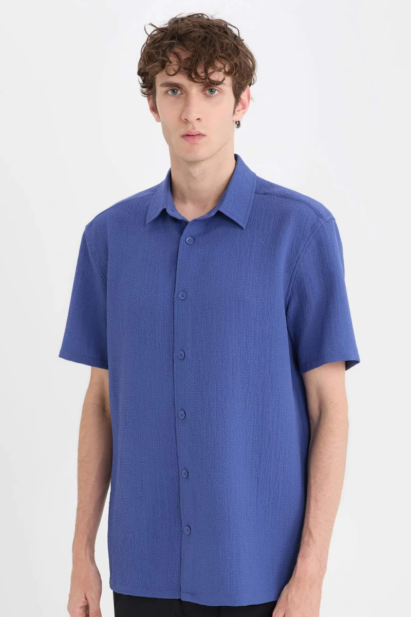 ديفاكتو Regular Fit Polo Collar Crinkle Short Sleeve Shirt