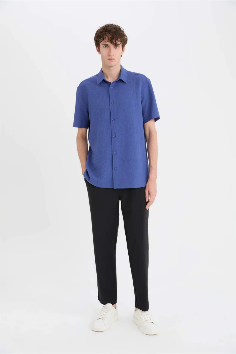 ديفاكتو Regular Fit Polo Collar Crinkle Short Sleeve Shirt