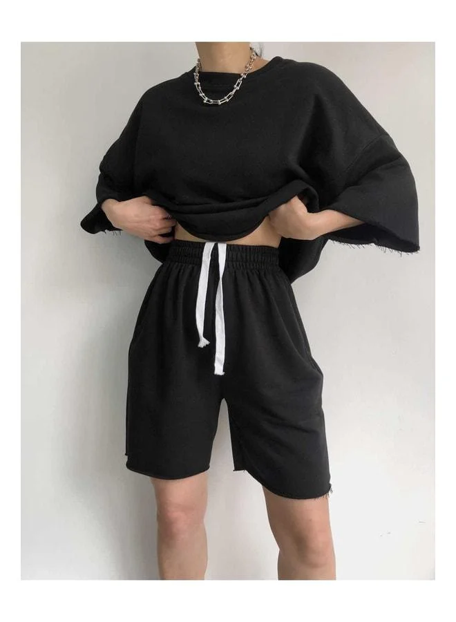 Gama Oversized Shorts and T‑Shirt Set – Black.