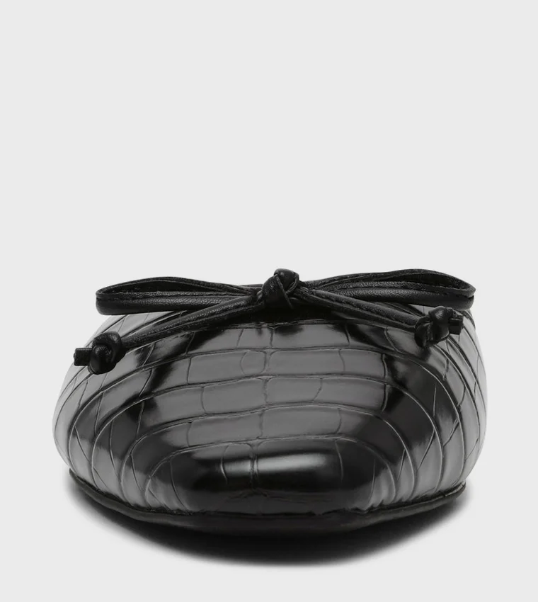 Steve Madden  Calandra Textured Flat Shoes for Women | Best Price UAE