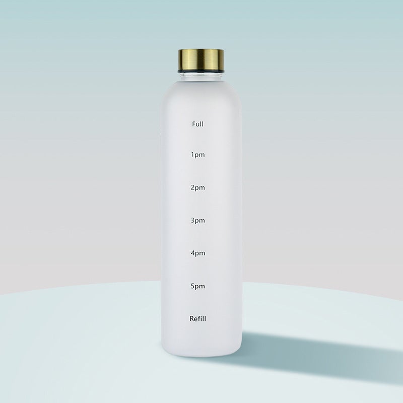 Plastic Hot Selling Southeast Asian Fashion 1000ml Simple Space Cup PC Mono with Time Scale Walking Cup Fall Resistant White