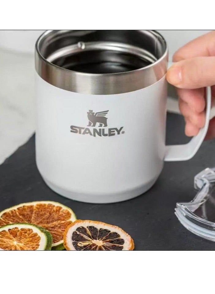 ستانلي كوب تخييم، كوب حراري من الفولاذ المقاوم للصدأ، كوب قهوة خفيف الوزن وقابل للحمل مع مقبض، آمن للاستخدام في غسالة الأطباق ومتين، كوب سفر للماء والشاي والقهوة، (قطعة واحدة، أخضر) - Image 2