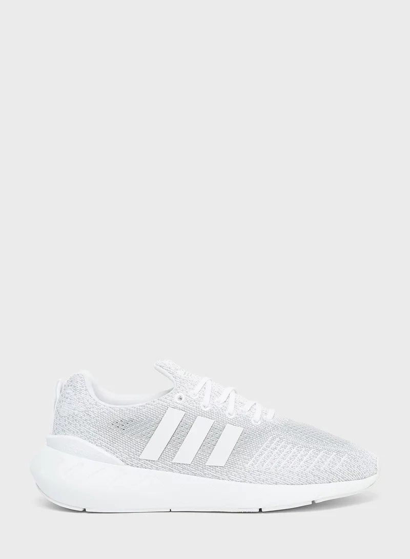 adidas Originals Swift Run 22 Sneakers