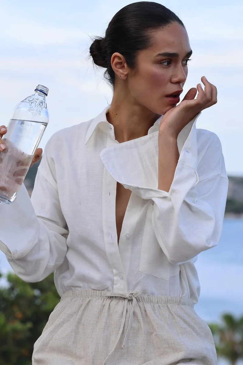 سود كوليكشن Saud Collection White 100% Linen Tina Basic Shirt with Pocket