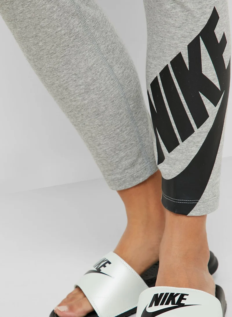 Nike Leg-A-See 7/8 Futura Leggings