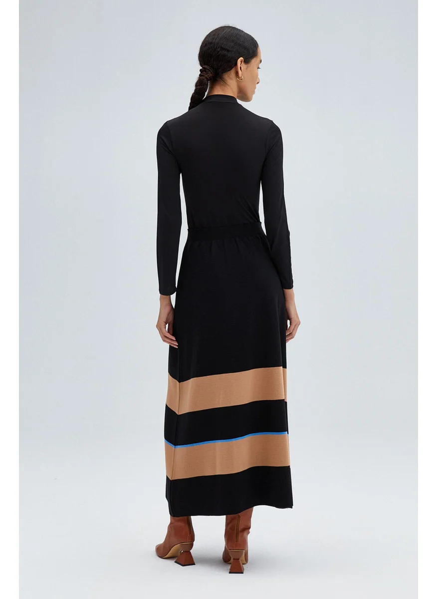 Touche Striped Knitwear Skirt with Elastic Waist