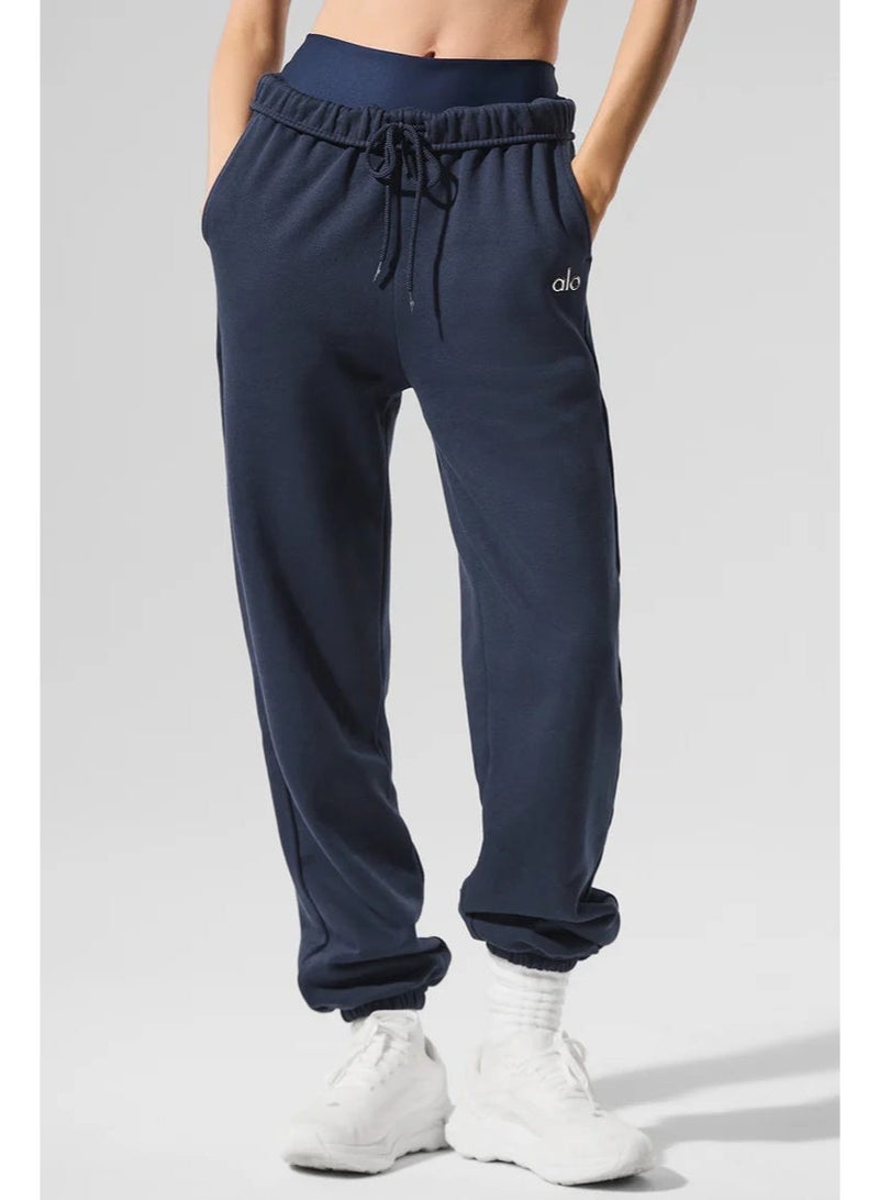 Alo Yoga Alo Loose Ankle-Length Cotton Pants, Sporty And Casual - Image 1