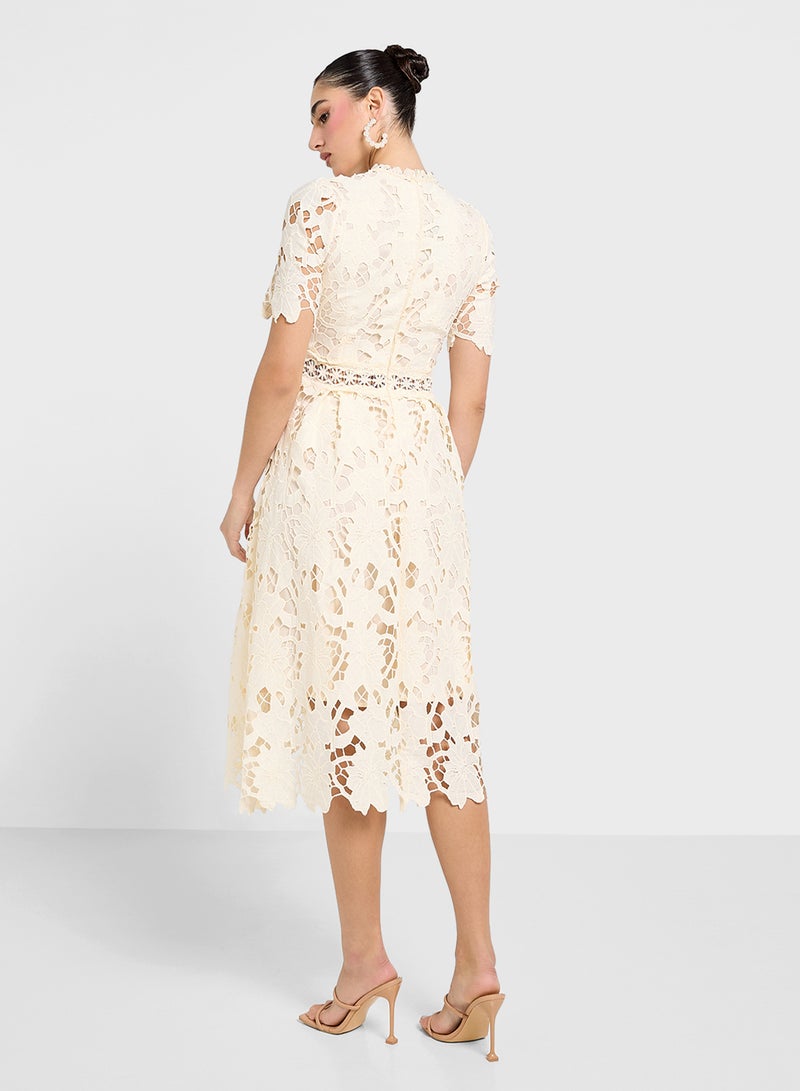 جينجر فستان دانتيل بتصميم - - Image 2