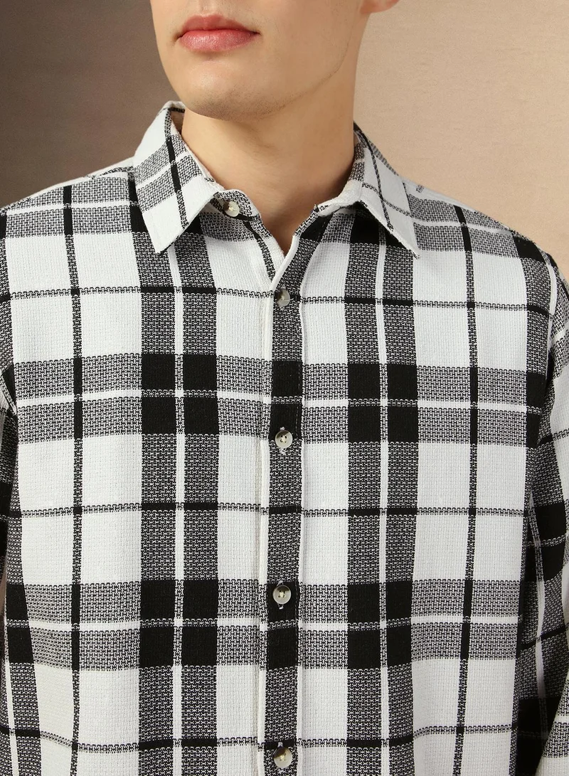 Dennis Lingo Men's Black 100% Cotton Checkered Relaxed Fit Shirt