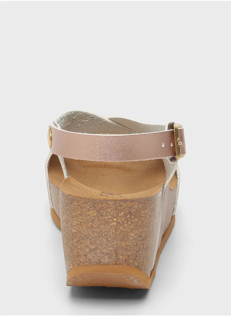بيتون Rea Multi Strap Wedge Sandals