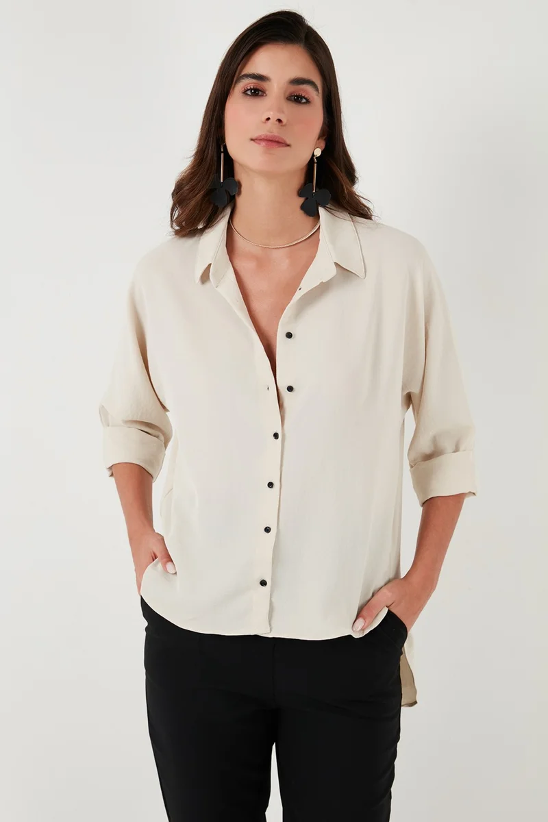 Lela Relaxed Fit Three Quarter Sleeve Long Back Shirt Women's Shirt 67033392S4