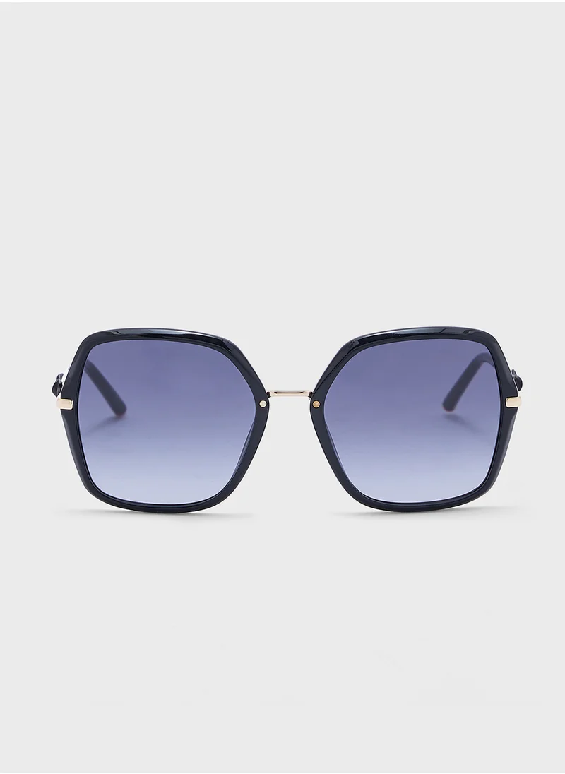 كارولينا هيريرا Her 0217/S Oversized Sunglasses