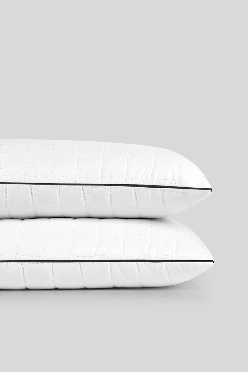 بلونيتي Molden 2-Piece Quilted and Embellished Four Season Pillow 50X70 cm White/black
