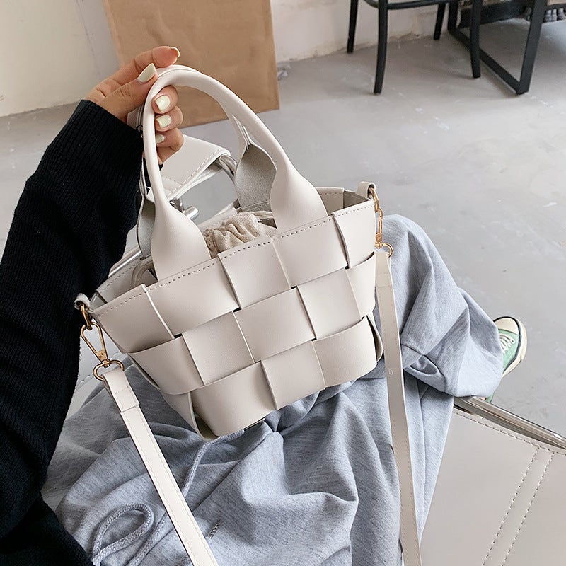 Korean Style Woven Portable Bucket Bag Women'S 2024 Spring And Arrival Trendy All-Match Mini Vegetable Basket Shoulder Crossbody Bag - Image 2