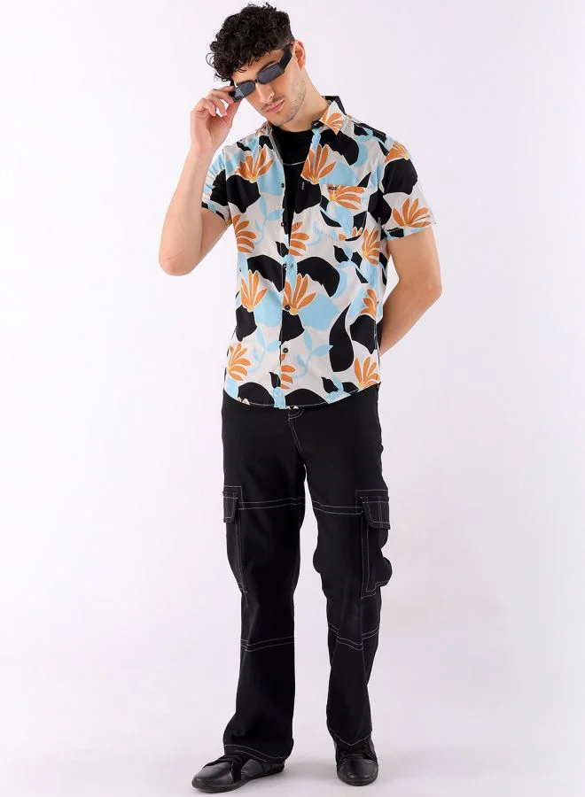 The Indian Garage Co Men Slim Fit Floral Printed Half Sleeves Spread Collar Resort Wear Shirt