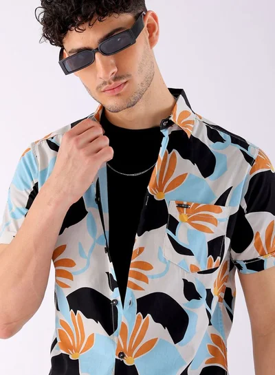 The Indian Garage Co Men Slim Fit Floral Printed Half Sleeves Spread Collar Resort Wear Shirt