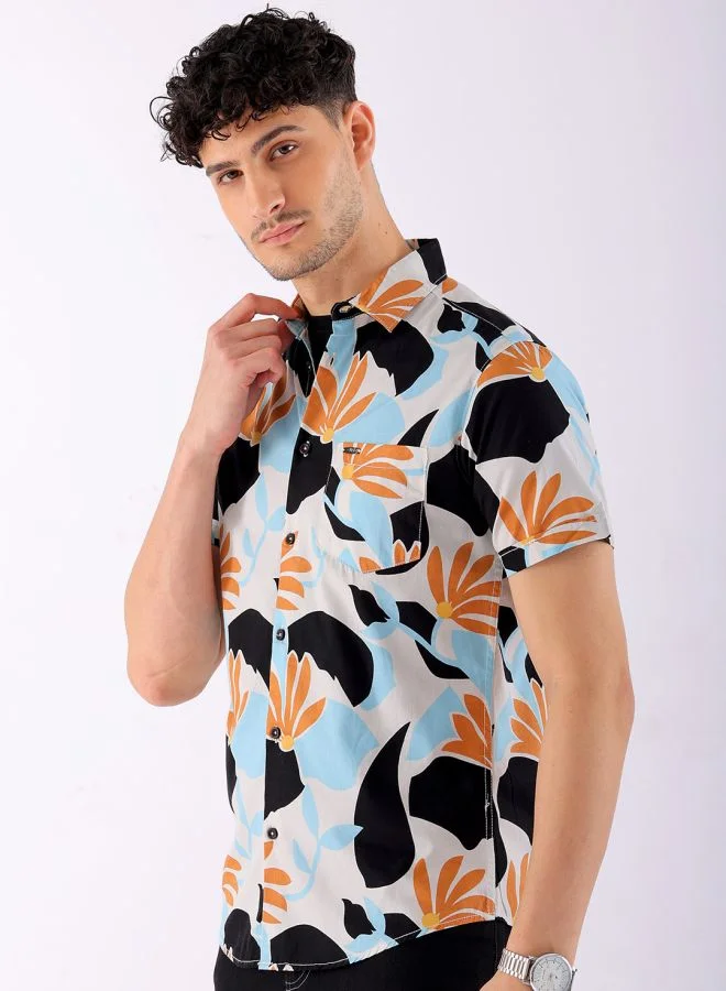 The Indian Garage Co Men Slim Fit Floral Printed Half Sleeves Spread Collar Resort Wear Shirt