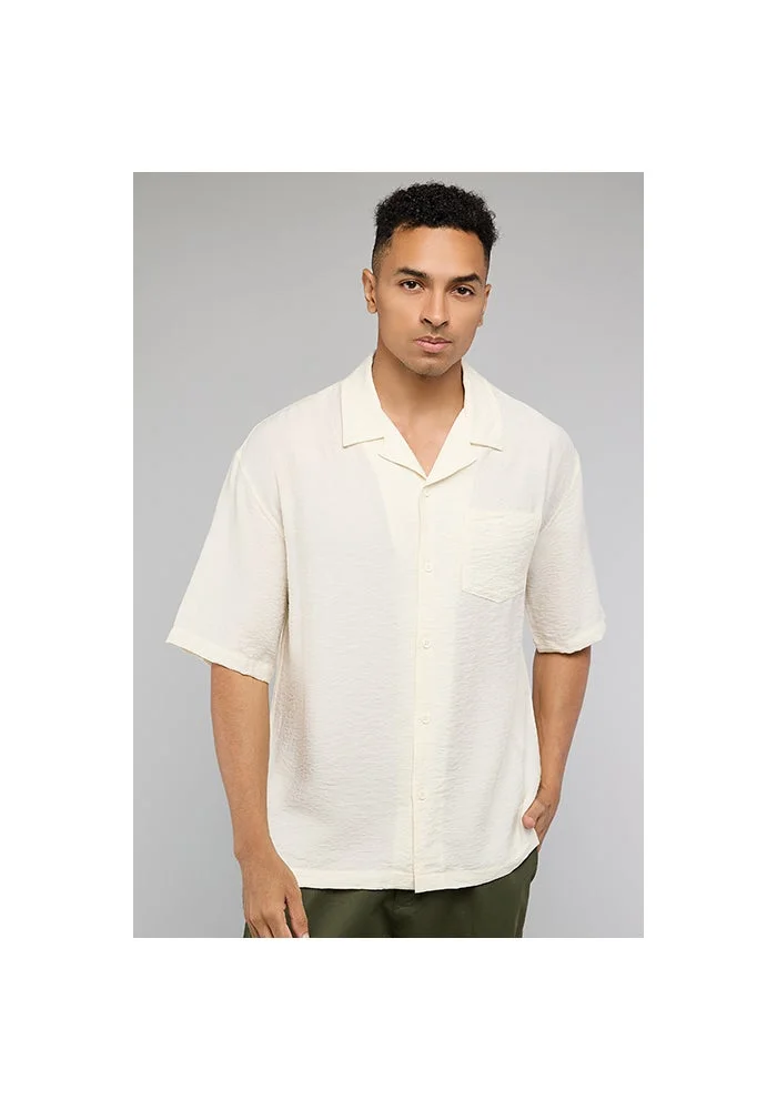 R&b Crinkled Shirt with Revere Collar and Short Sleeves
