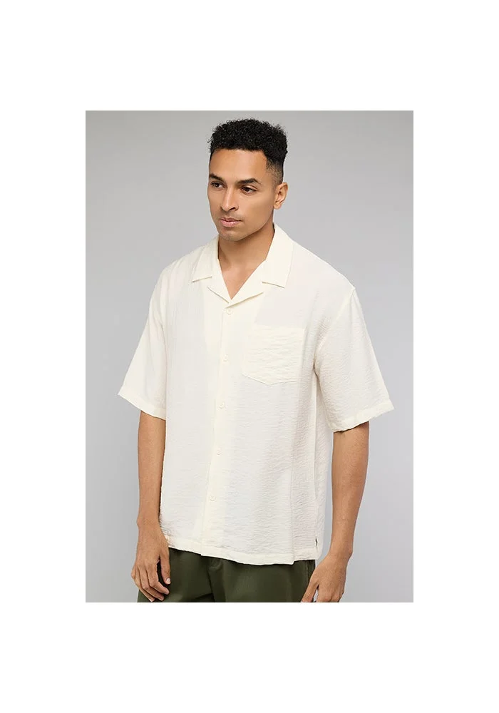 R&b Crinkled Shirt with Revere Collar and Short Sleeves