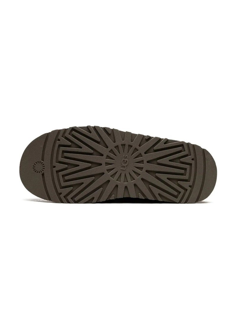 UGG Tazz Casual Slippers – Cozy Platform Style - Image 5