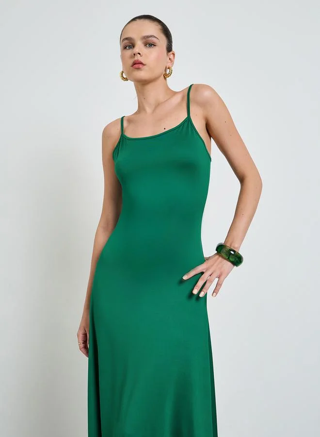 تايك تو Green Solid Tie-Up Details Strappy Bodycon Maxi Dress