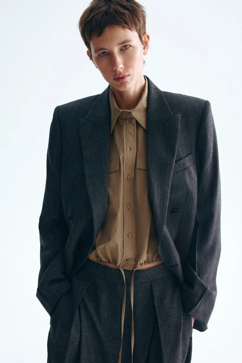 اتش اند ام قميص برباط للتعديل