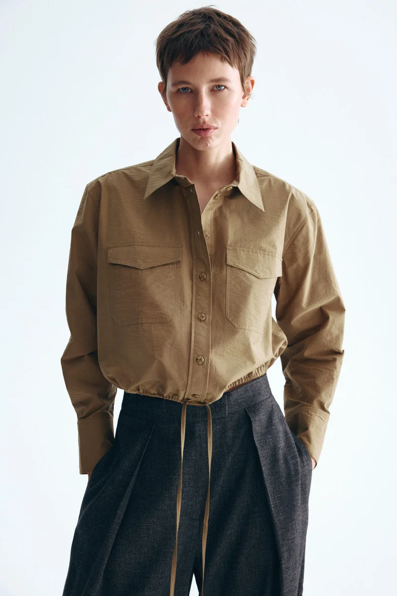 اتش اند ام قميص برباط للتعديل