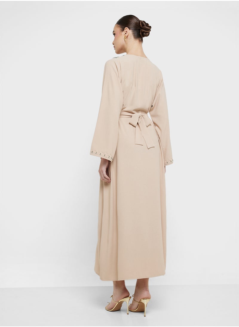 hayas closet Embellished Belted Jalabiya  - Image 2