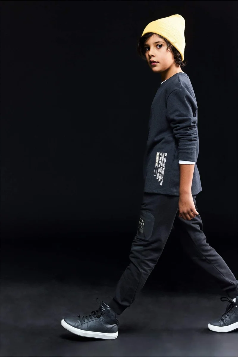 ديفاكتو Boy Crew Neck Printed Long Sleeve T-Shirt