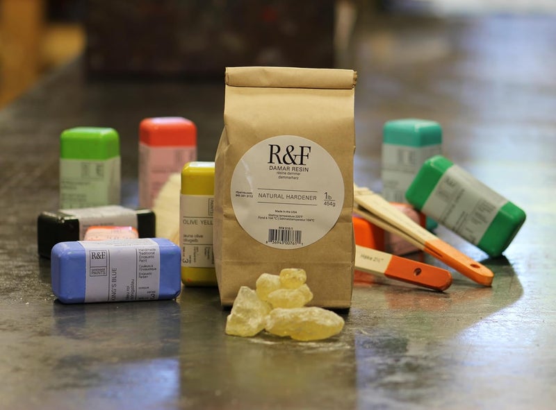 R&F Handmade Paints Damar Resin Crystals - Natural Hardener, 1 lb - Image 3