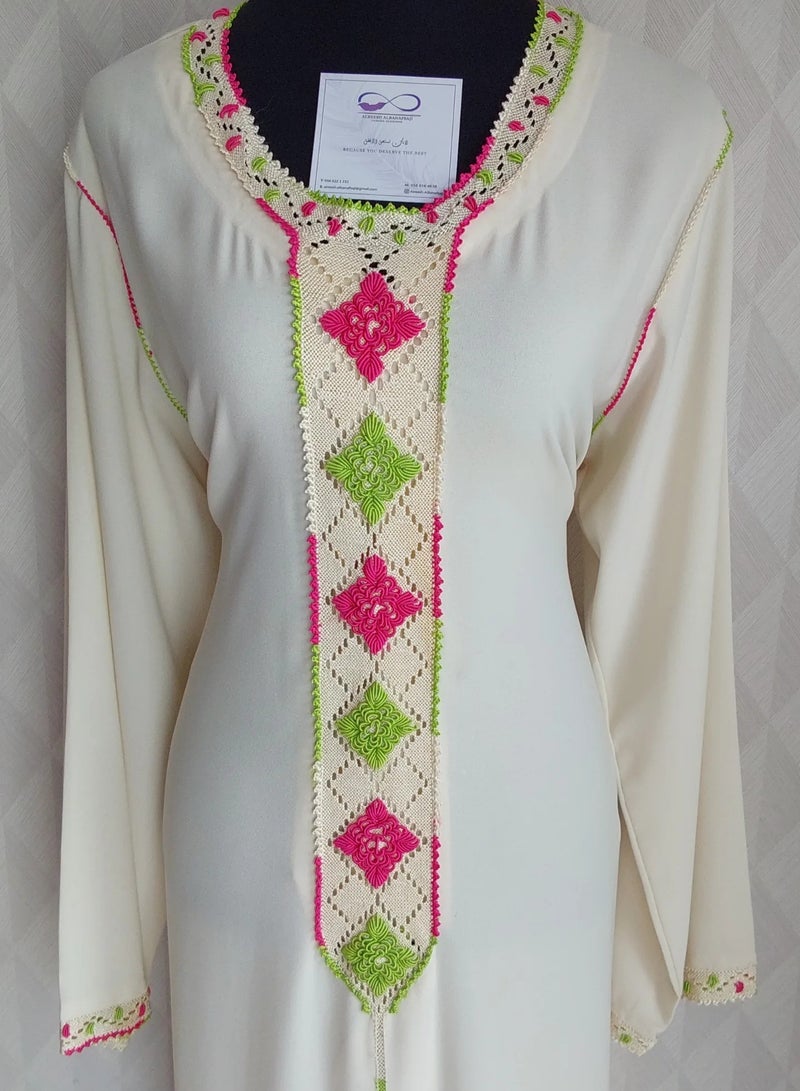 الريش البنفسجي  ALREESH 25 MORROCAN EMBROIDERY RANDA MOROCCAN EMBROIDERY WITH HIS OWN HANDS READY-MADE CREAM WHITE