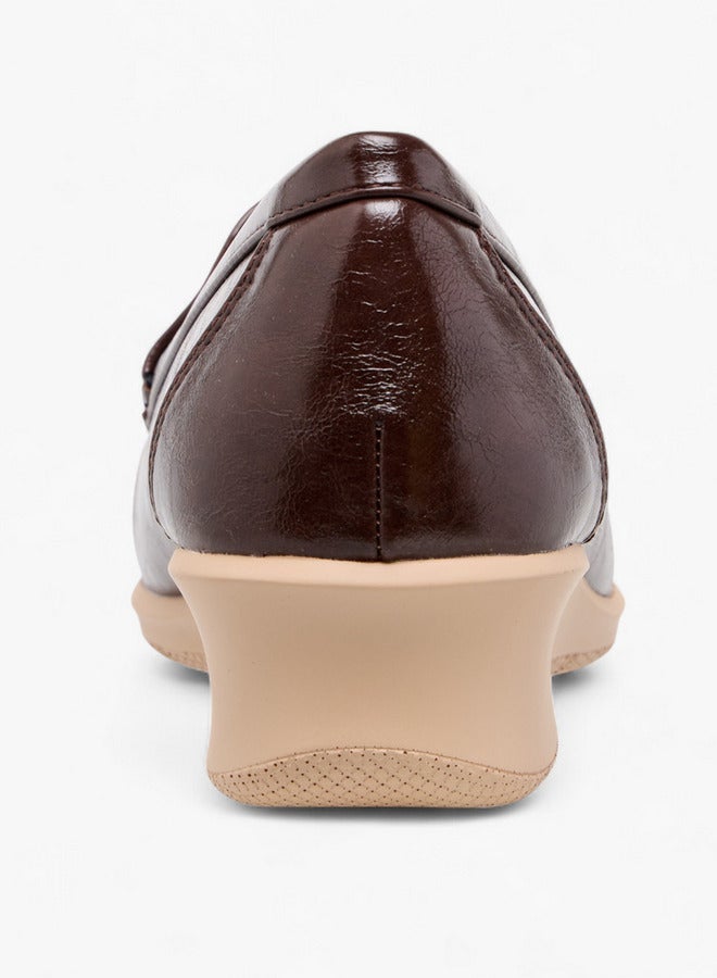 لو كونفورت حذاء لوفر بكعب إسفين بدون أربطة بلون سادة - Image 4