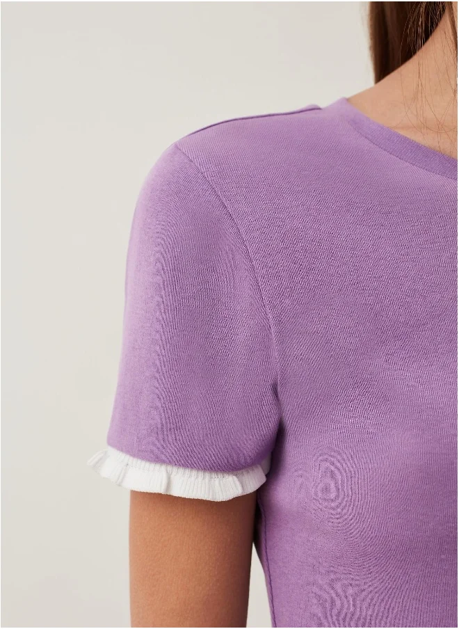 او في اس Cotton T-shirt with contrasting frill