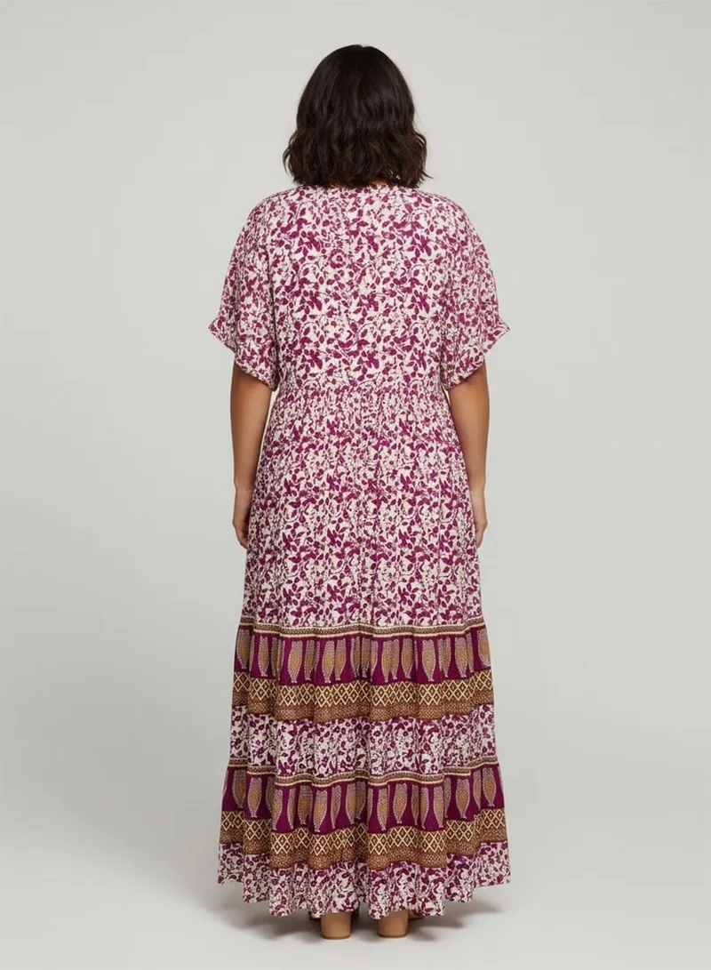 جينجر بلس فستان بوهيمي بطبعة زهور  لاين