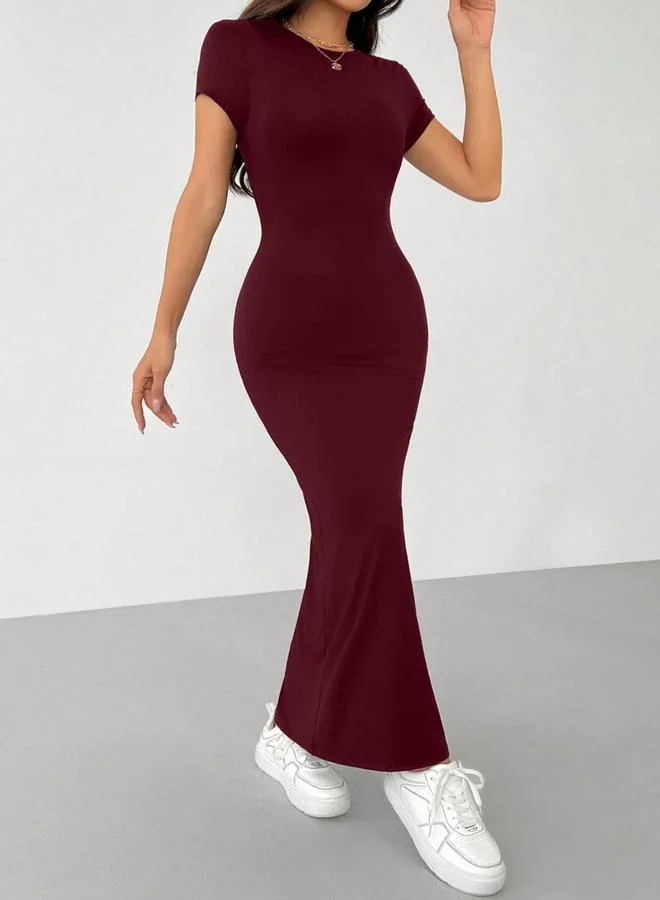 تايك تو فستان طويل ضيق بأكمام قصيرة