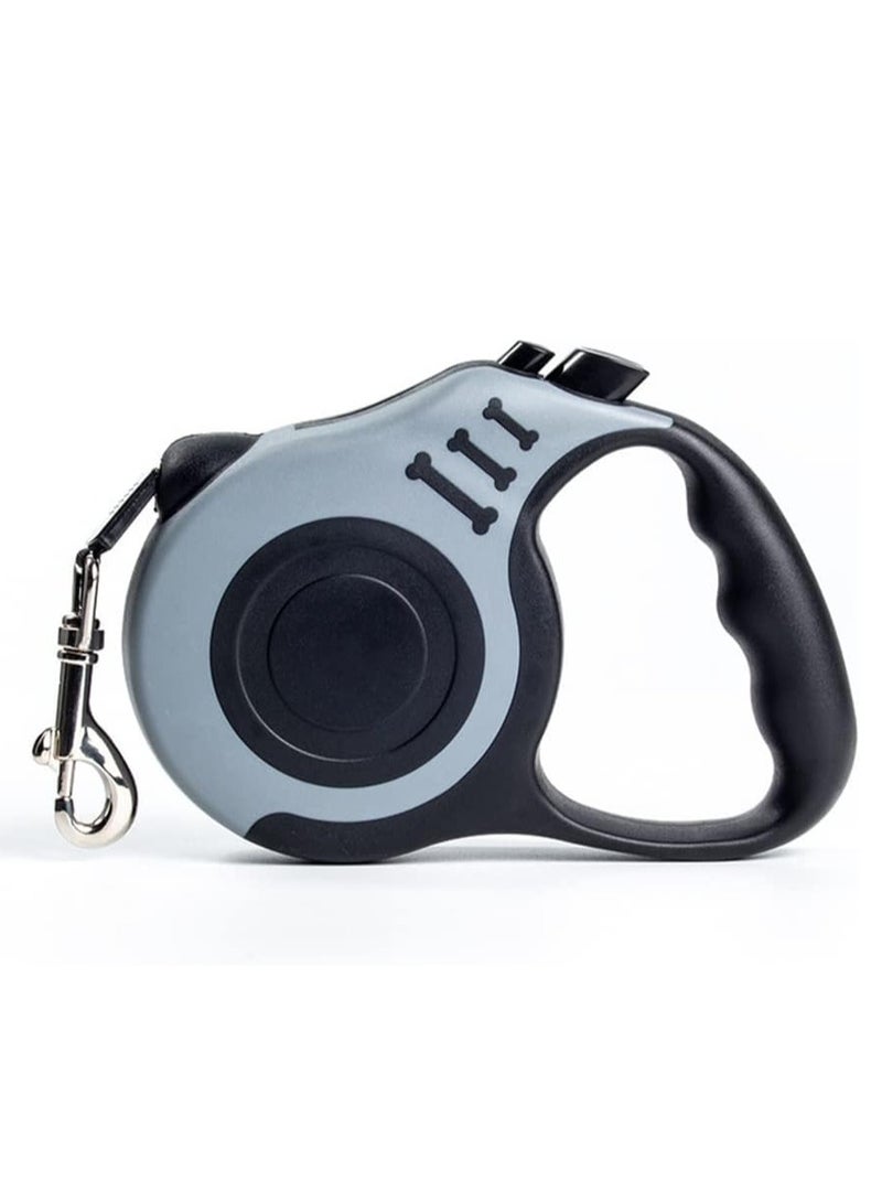 حبل سحب أوتوماتيكي قابل للتلسكوب للكلاب، حبل سحب بطول 5 أمتار مع تصميم 360° خالٍ من التشابك، مقبض مانع للانزلاق، فرامل بيد واحدة، إيقاف وتثبيت، حبل سحب للكلاب الصغيرة والمتوسطة والكبيرة (رمادي) - Image 1