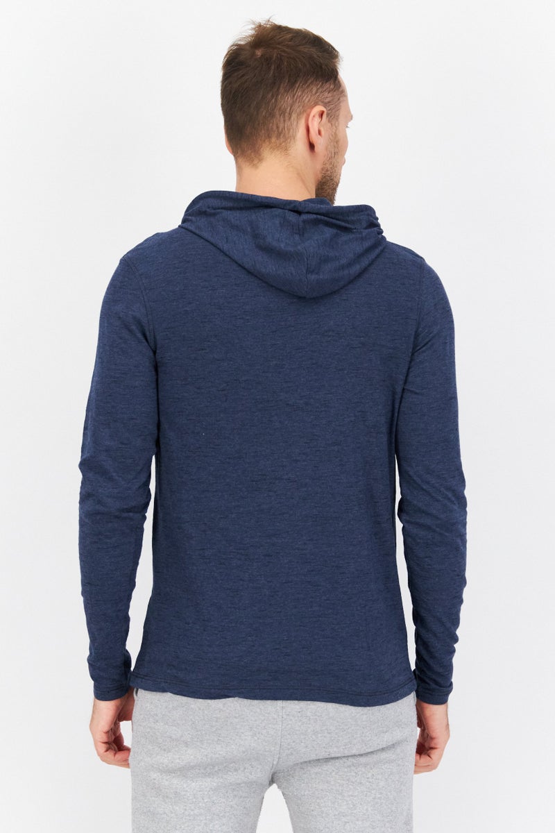 Company Eighty One هودي رياضي للرجال بأكمام طويلة ومناسب، لون أزرق داكن - Image 3