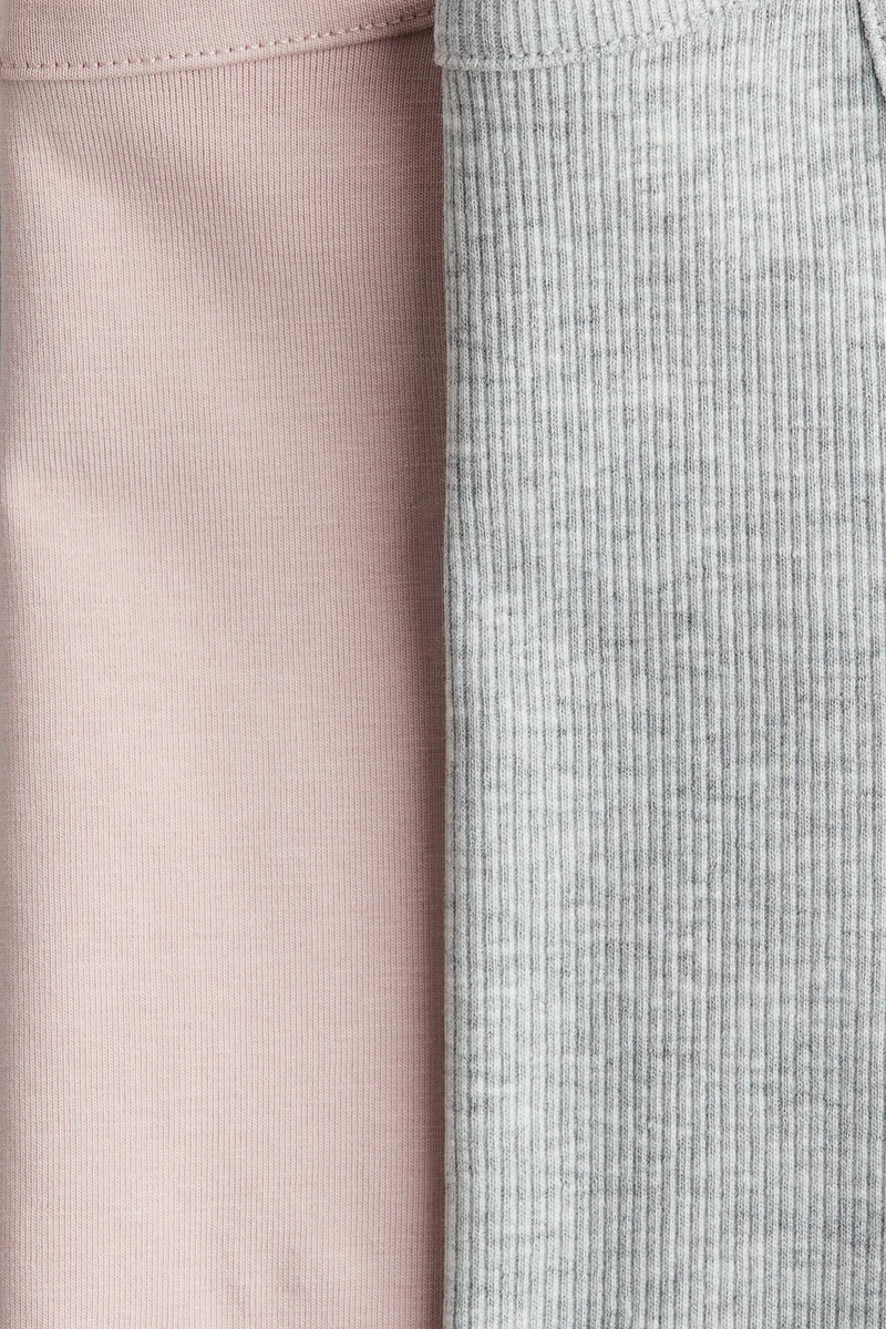 اتش اند ام عبوتان من بلوزات قطنية بحمالات