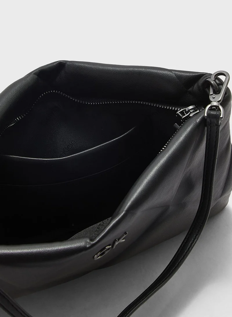 CALVIN KLEIN Reversible Lock Quilt Conv Clutch
