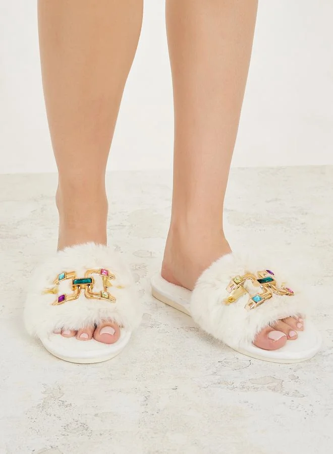 Styli Embellished Chunky Metal Trim Faux Fur Bedroom Slippers