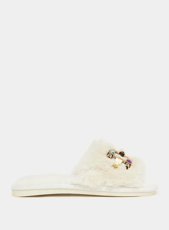 Styli Embellished Chunky Metal Trim Faux Fur Bedroom Slippers