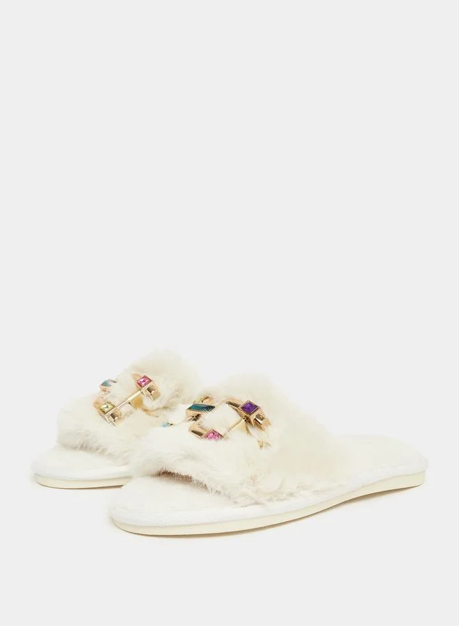 Styli Embellished Chunky Metal Trim Faux Fur Bedroom Slippers