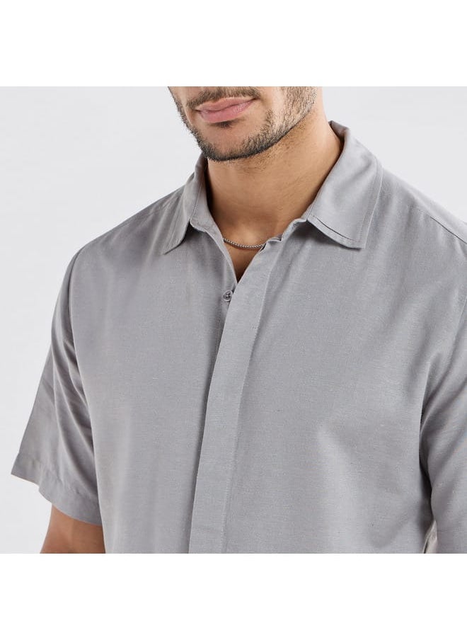 FAV Regular Fit Solid Shirt with Short Sleeves  - Image 4